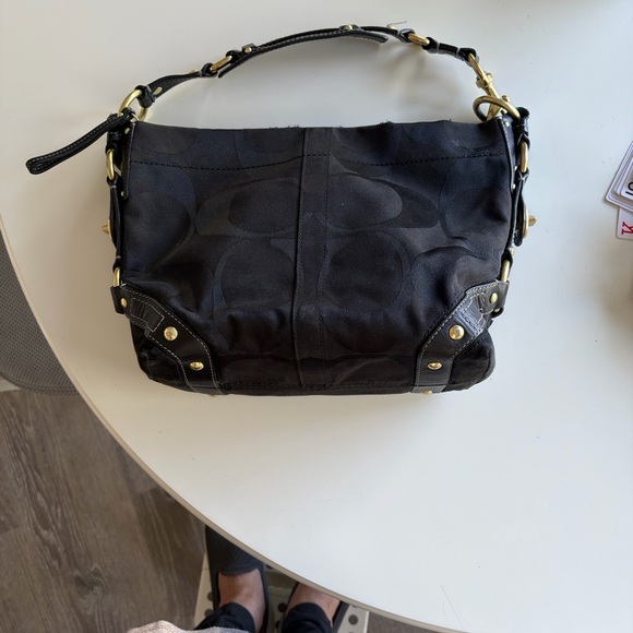 Coach Carly Signature Hobo Bag with Y2K charm - Picture 10 of 13